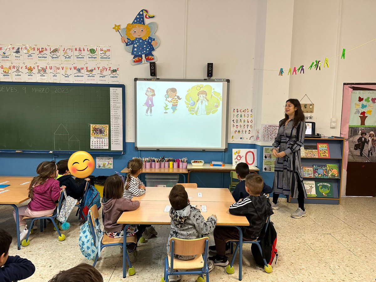 My daughter’s teacher extended women’s day to women’s week. Today I was invited to the class to show them that women can also be scientists 👩🏽♀️#EmbraceEquity 🥰