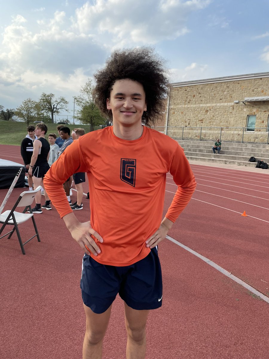 🚨School Record Alert🚨 Kris Benham jumps 6’2 and takes 3rd place.