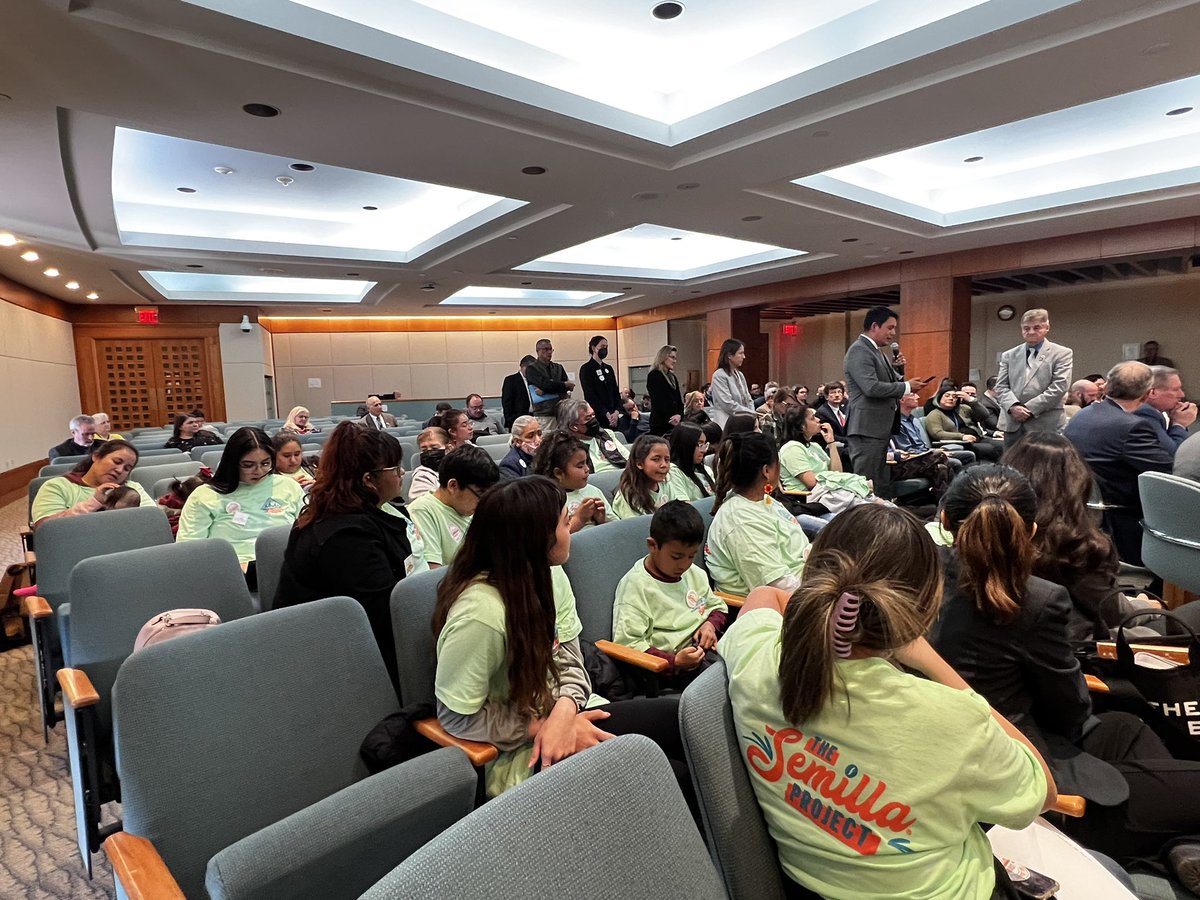 semilla_project's tweet photo. The Semilla Project is present for the hearing of #SB9 in the House Appropriations Committee 👋
Our youth members are using their voices to advocate for the legacy funds “As a young person, I believe that our communities deserve to have opportunities to engage with the outdoors.” https://t.co/QUNfCH3nkF