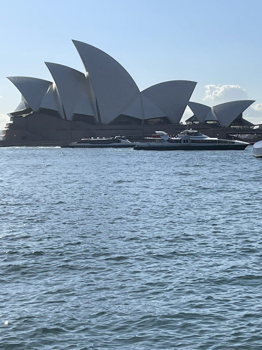 Arrived Sydney 7.20am overnight XPT, delish brekky #manonbrasserie then a walk down George Street to Circular Quay &amp; looking at the view I loved so much when I worked for <a href="/RegionalArtsNSW/">Regional Arts NSW</a> Next stop <a href="/MCA_Australia/">MCA Australia</a> #anthologylaunchtrip #lovethiscity