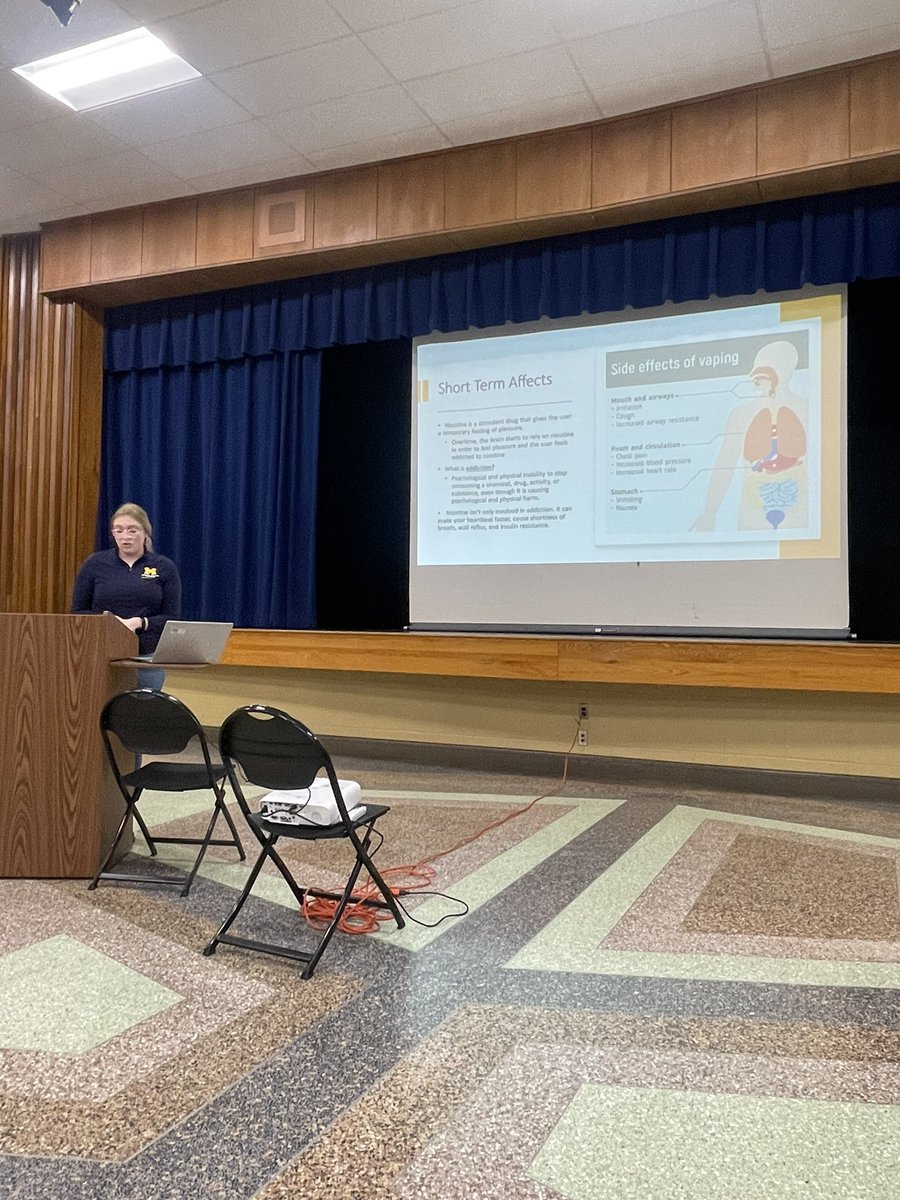 Mel_Boguslawski's tweet image. Happy to be make the trip back to Mid-Michigan with one of @PHealthySchools’s Wellness Coordinators (yay Grace!) at our first Community Vaping Education night at Breckenridge Middle/High School. Thanks for having us, Huskies! #projecthealthyschools