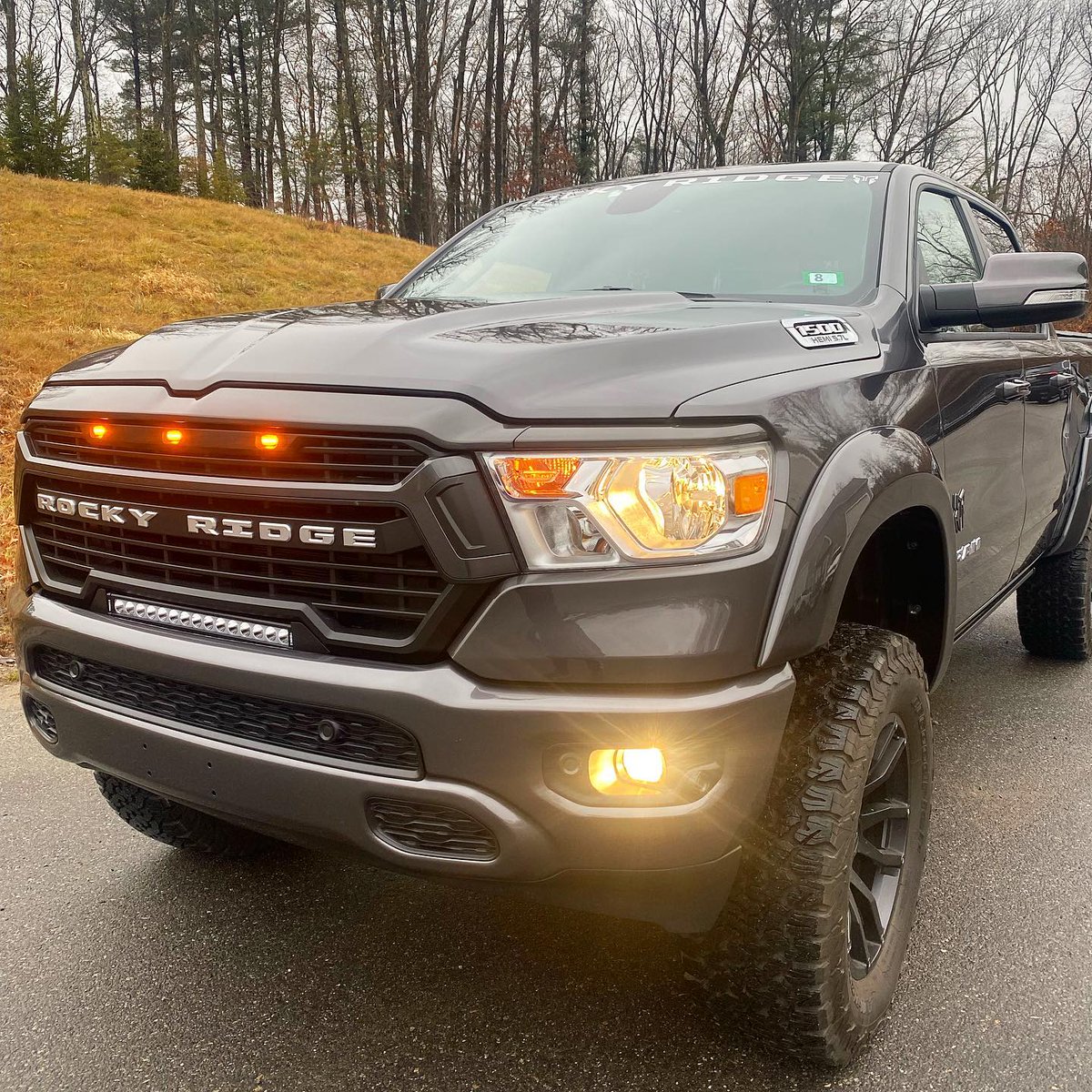 SolutionCover's tweet photo. Another dodgeofficial Truck in for some xpel paint protection film. This time it was a Rocky Ridge Edition packing a Hemi that got PPF on the full front end and rockers.

With the current price of vehicles, everything is an investment and deserves protection to preserve the ... https://t.co/pPrfduis9J