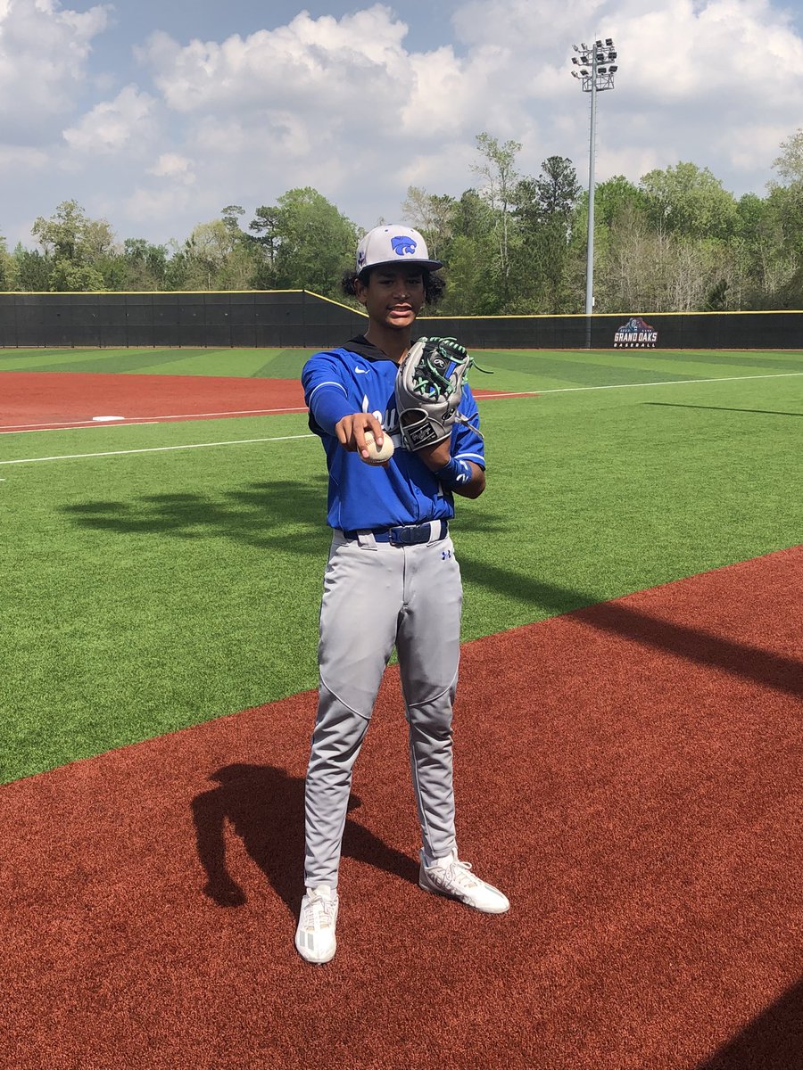 CyCreekBaseball's tweet photo. Congrats to AJ Sanchez on his first career varsity win, it was also a perfect game!!!! Great job AJ! https://t.co/XY3SpbDwYA