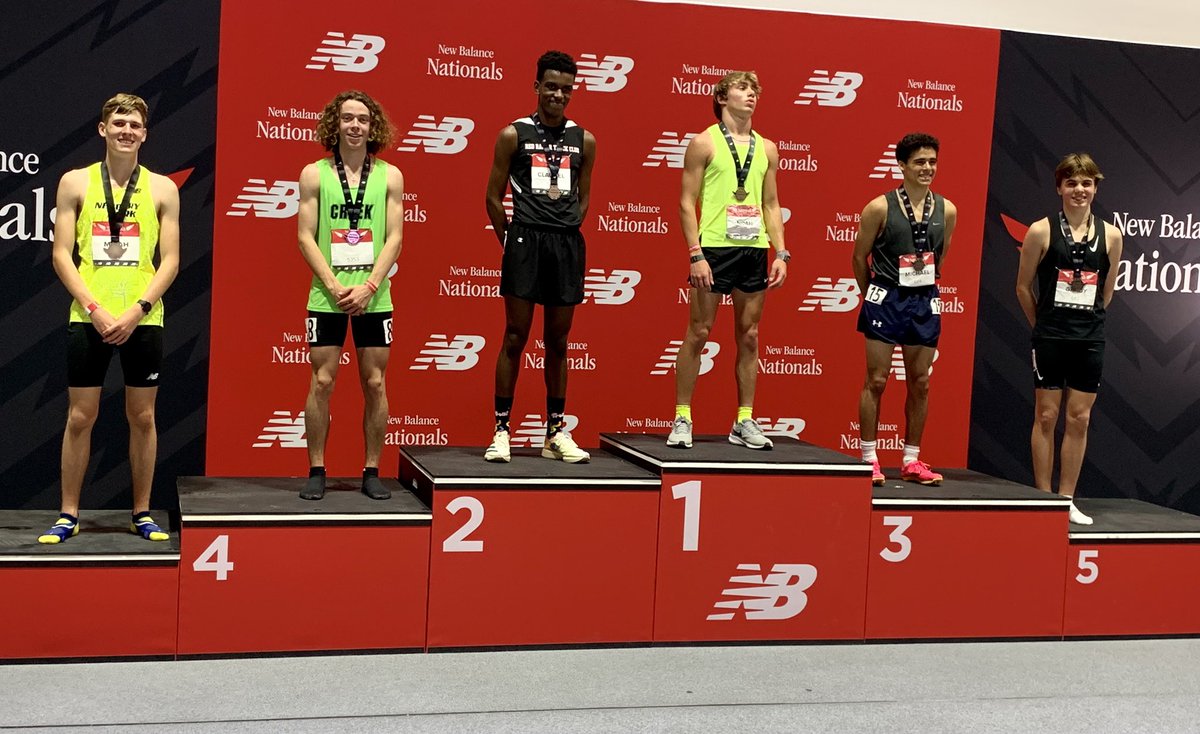 creekxc's tweet photo. 🚨All American 🇺🇸🚨  Beavercreek T&amp;F  Freshman Jackson Davis places 4th in Freshman Mile #NBNationals 💥 💥 💥  #CREEKPR1DE 🧡🖤💚@OHMileSplit @bcreekathletics https://t.co/BXmFlTRpca