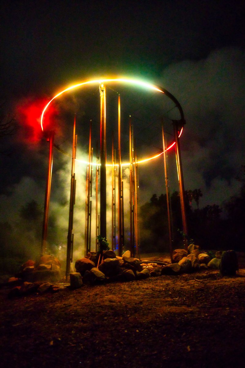 StevesMacFix's tweet photo. Visually one of the coolest things to photograph. Here’s some of my pics #astralumina #astraluminaLA #canon https://t.co/VHf2Nchp3m
