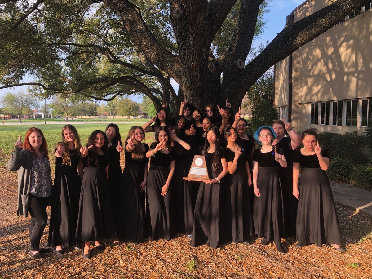 Straight ones for Varsity Treble! What a performance to end the week of great music making!