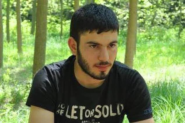 ben, ataması yapılmadığı için cebinde 6 lira parayla evinin tavanında asılı bulunan 27 yaşındaki coğrafya öğretmeni ibrahim yeşilbağ'ım.