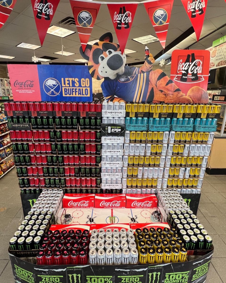 DuaneS39's tweet photo. 🚨Sabres on a Warpath🚨 

Getting ready for the race to the playoffs with the best team anyone can ask for @ahaase0913 @mcroy_mitchell Mark Dudziak and Todd Pilarski! #ChangingtheGame #LetsGoBuffalo  #Sabres @MonsterEnergy https://t.co/aa0mJ2UpsQ