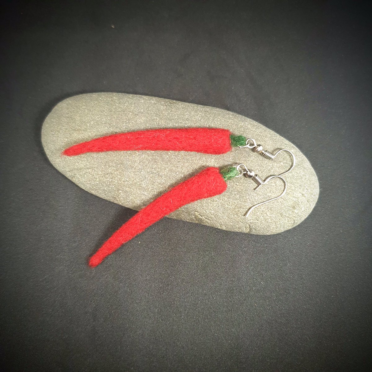 NWFelts's tweet photo. @craftedinchaos How about chillies? 🌶🌶

https://t.co/zGBjsK3YDE https://t.co/un05kS7UCt
