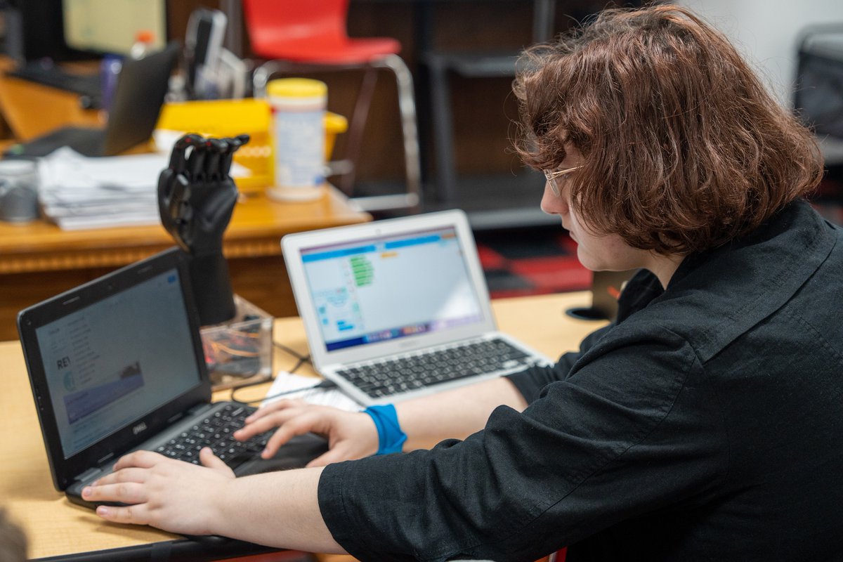 Our partnership with <a href="/GMschools/">Groveport Madison Schools</a> continues with BioMaker Hand! Students experimented with programming the hand to move in different ways and using the BioMaker Hand to communicate in ASL. They are developing valuable skills that'll prepare them for success in the modern workforce!