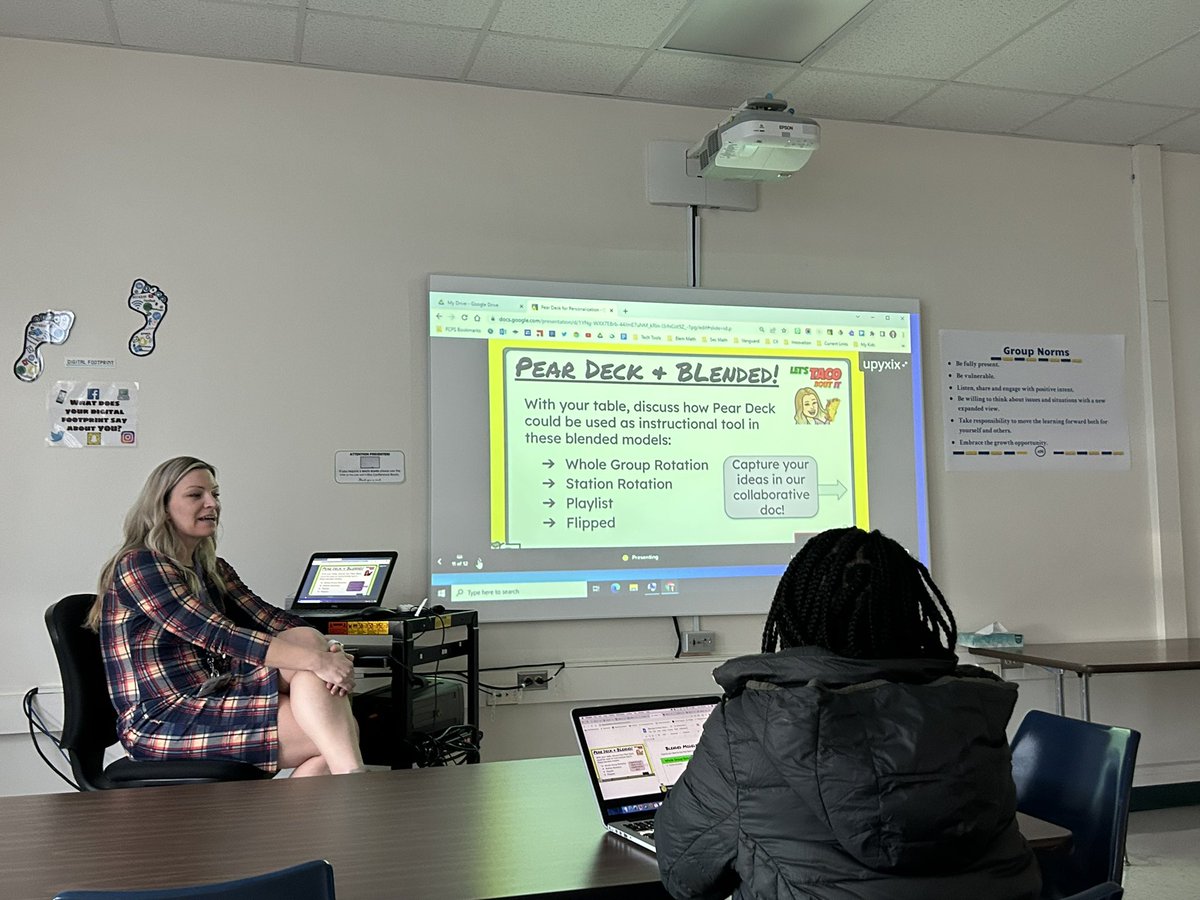 Thank you @_swelks for sharing some fantastic tips and features of Peardeck!