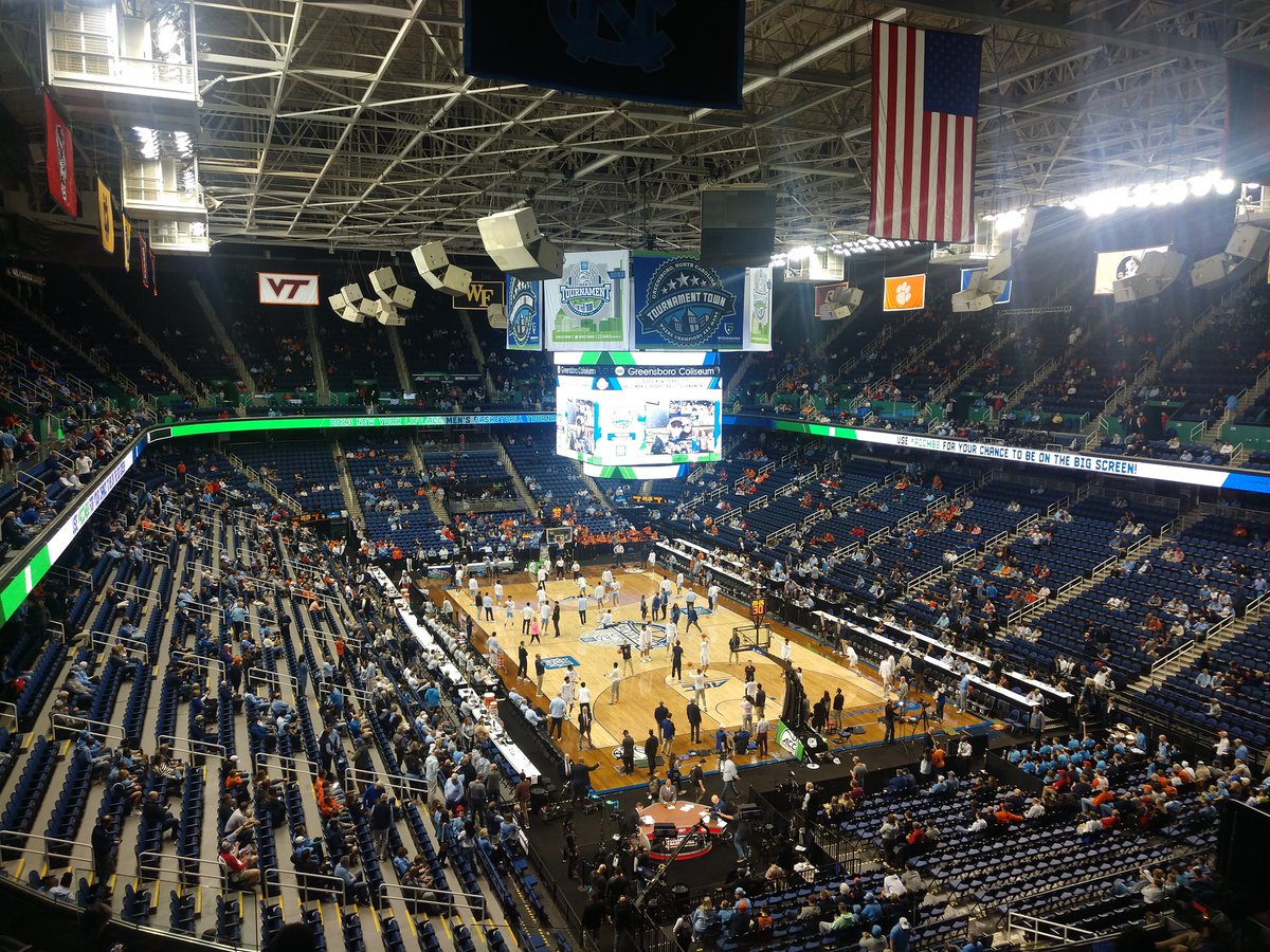 Rags43's tweet photo. My view for the next 4 hours or so! Go Hoos 🔶🏀🔷
Also Go Pack 🐺
#ACCMBB
#WaHooWa
#BennettBall
#GoHoos
#FriendsFamily https://t.co/4GkzKlReGO