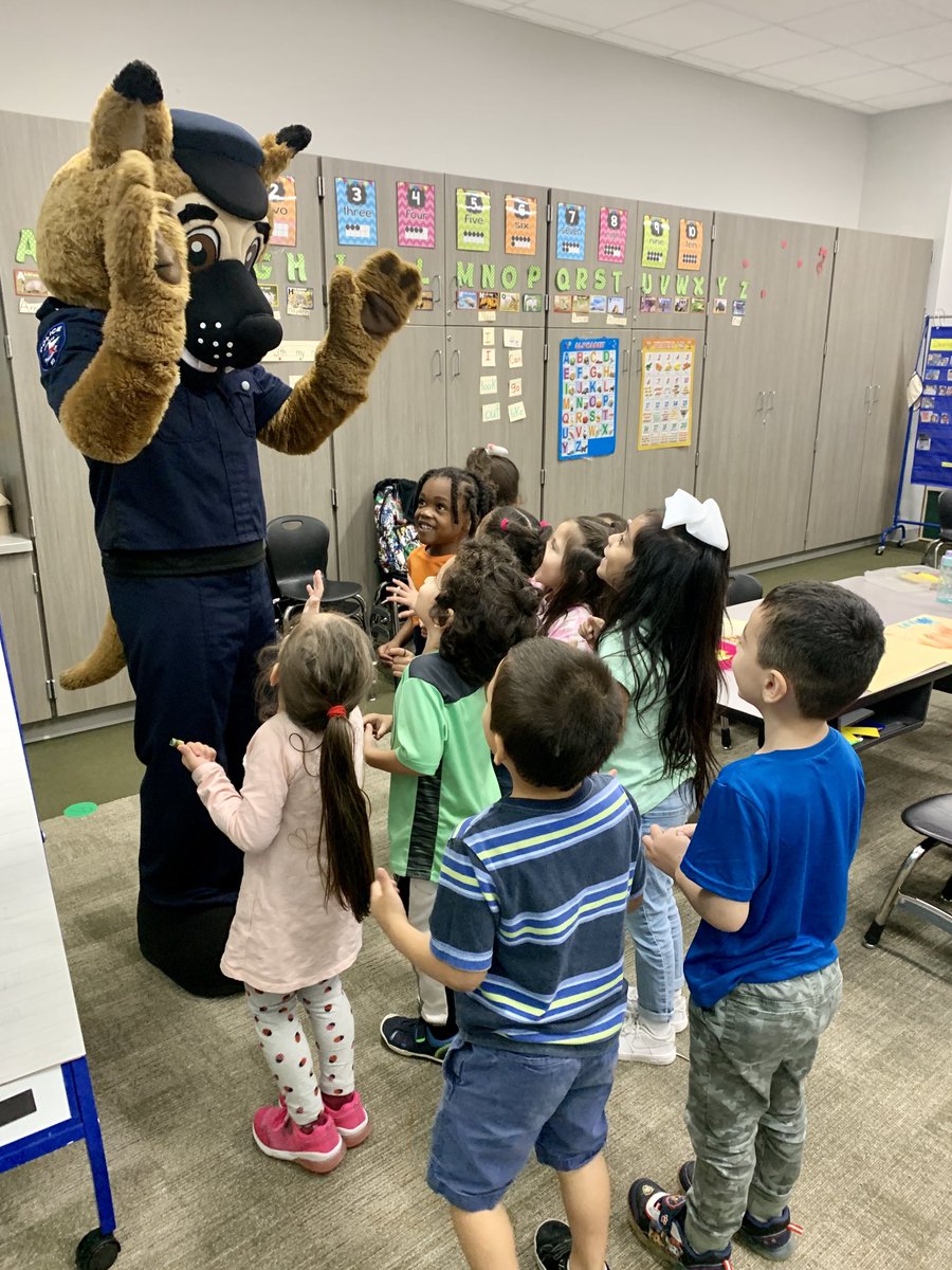 Thank you CFISD Police department for visiting our PreK.
Thanks Dr. Rice for the surprise. Kids were so excited to see him😍 #BeAHooverHero