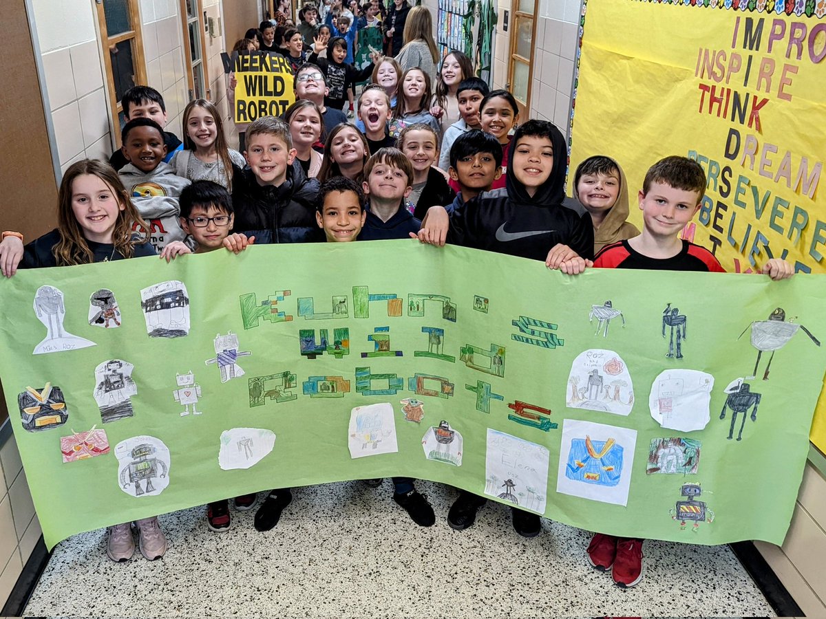 ldsjkuhn's tweet image. We had so much fun at The Wild Robot Parades today!! 🤖 @DonovanSchool
