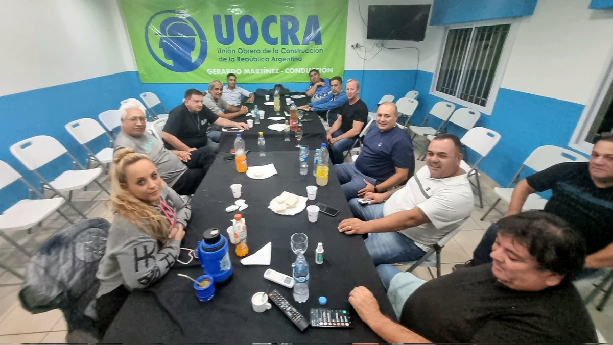 UnidadBloque's tweet photo. #Reunion #trabajo https://t.co/Q5VoeljTUm