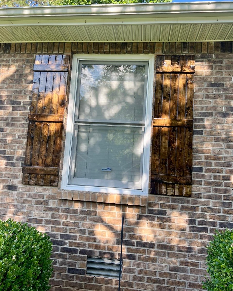 tamdrwoodworks's tweet image. Some of #our #house #shutters ##home #family #allin #beindependent #dewalt #minwax #kregtools #woodfuriture #wood #pinewood #moon #oldsigns #oldshitiscool #clarksvilletennessee #tennessee #pleasantviewtennessee #springfieldtennessee #nashville #loveNashville #furiture #moden