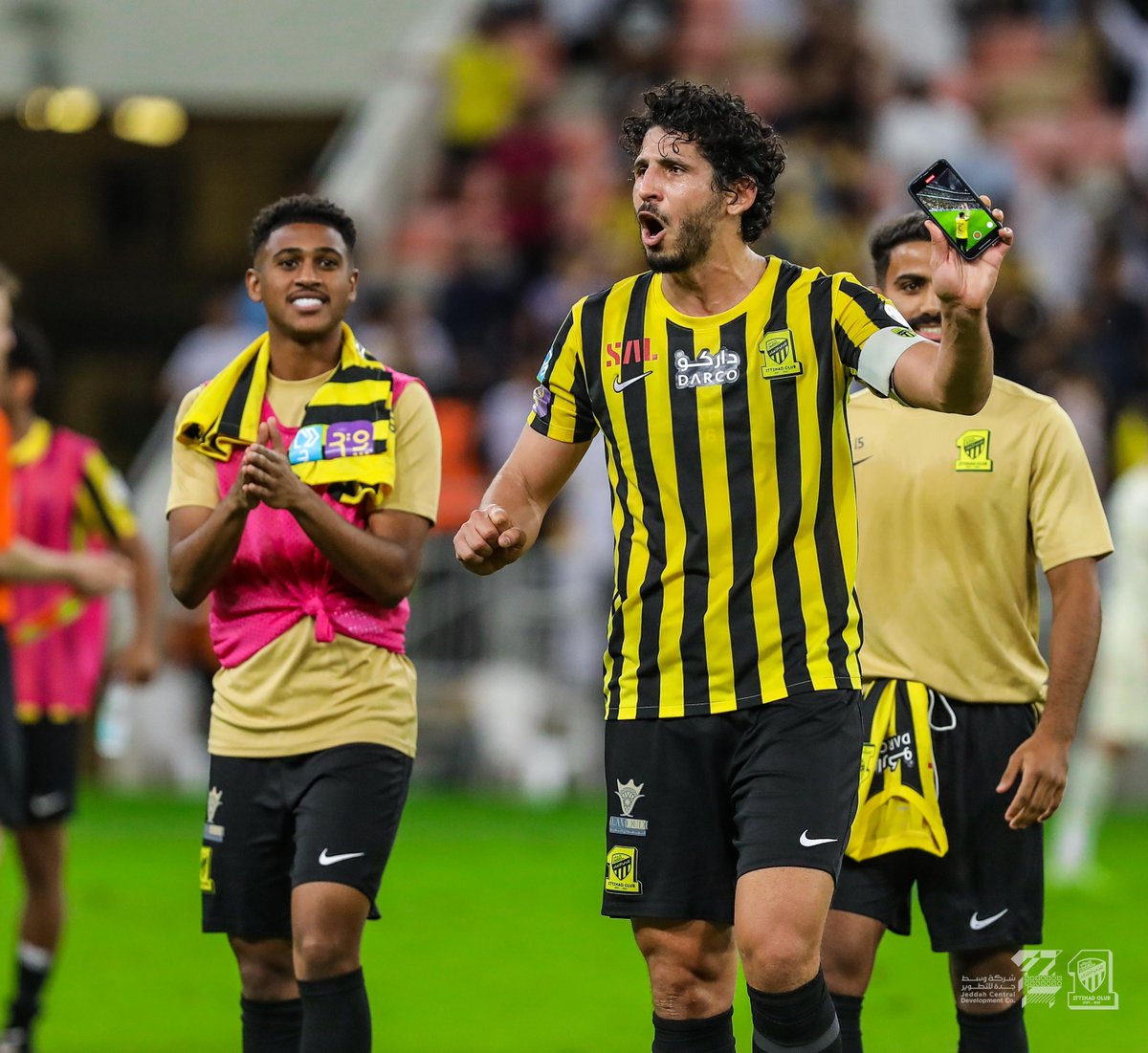 📸| صــدارة بــس. 😌☝️
#الاتحاد_النصر 
#WeAreTogether 
#جولة_يوم_العلم