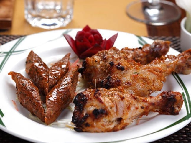 03Puran's tweet photo. #chickenstreet #chickenkabab https://t.co/8DewV41caN