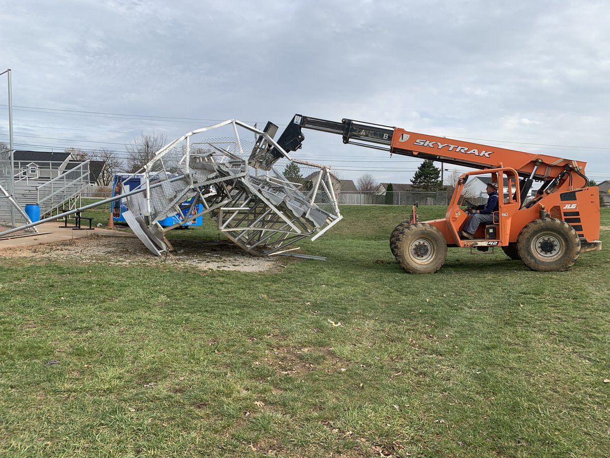 Shout out to Mike Grayson and <a href="/TraceCreek_1993/">Trace Creek Construction</a> for their work on the new WCHS facility and for going above and beyond to help clean up storm damage.  Thankful for our community partners clearing the debris for the WCMS Girls Softball 🥎🐯<a href="/FortneyMfortney/">michael fortney</a> @allenpoeky