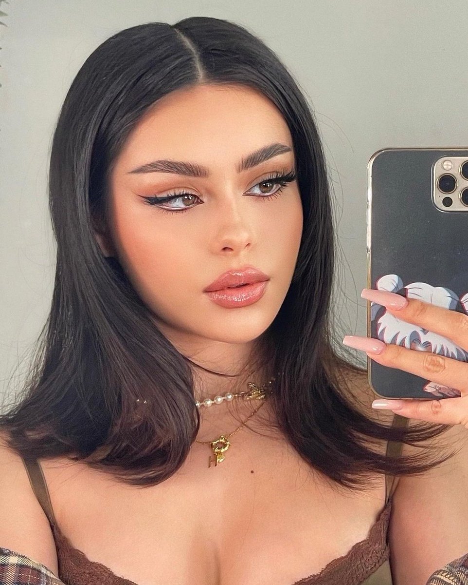 ⠀⠀⠀⠀⠀⠀⠀𝐬𝐞꯭𝐧𝐝 ◜𝑓or me 
⠀⠀ ⠀⠀⠀⠀   sɘnd 𝖿𝗈𝗋 𝐦꯭𝐞