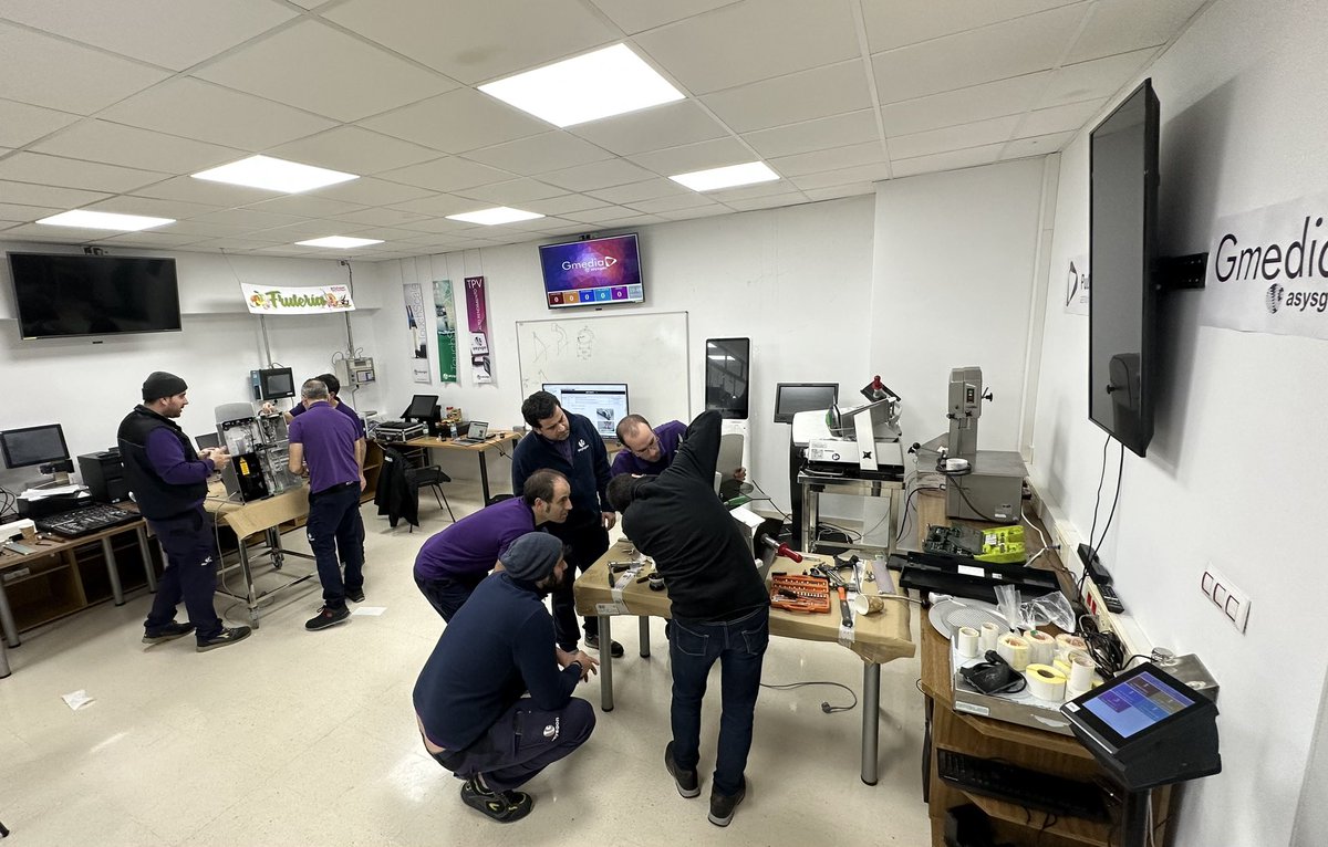 asysgon's tweet photo. Sede #Asysgon jornadas comerciales y técnicas de producto #Bizerba #foodprocessing Maquinaria de Corte para el sector #Alimentacion #Retail #Distribucion #Comercio

#Bizerba #foodprocessing  #slicer #mincer #smartslicing #technology #innovation #monitoring #monitoringservices https://t.co/3UTr2SfWK8