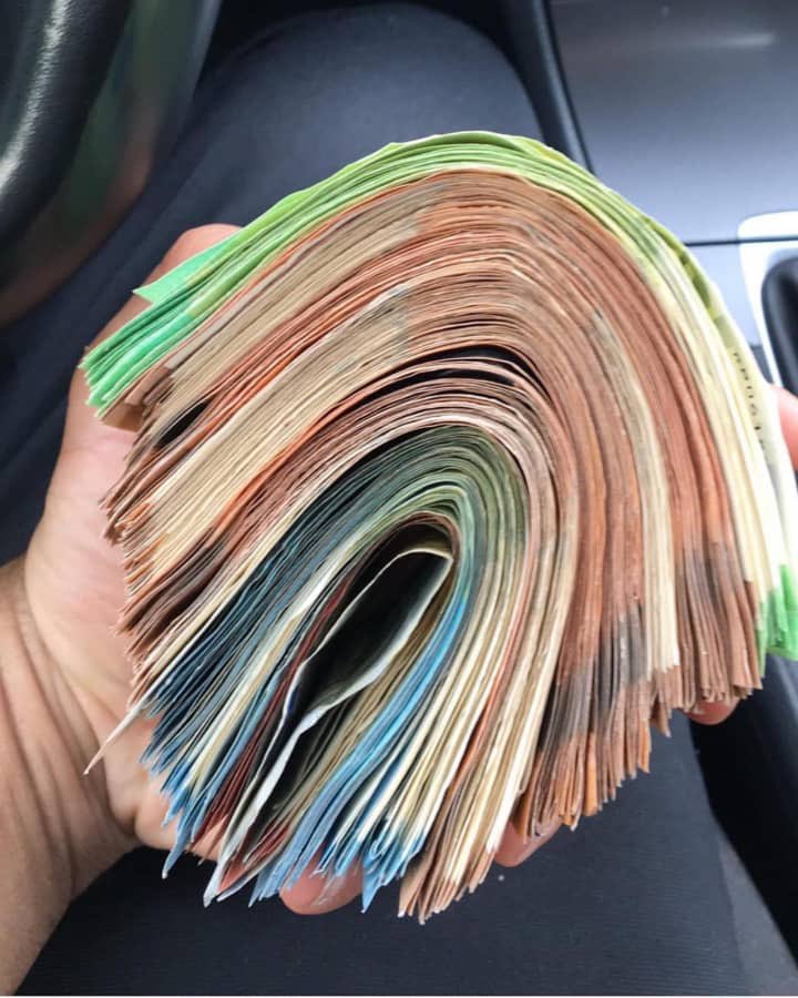 Kwaliteiten nep-bankbiljetten van alle beschikbare landen vrij kopen en gebruiken, het kan pas na 3 jaar gebruik worden gedetecteerd, inbox met uw bestellingen voor bezorging aan de deur