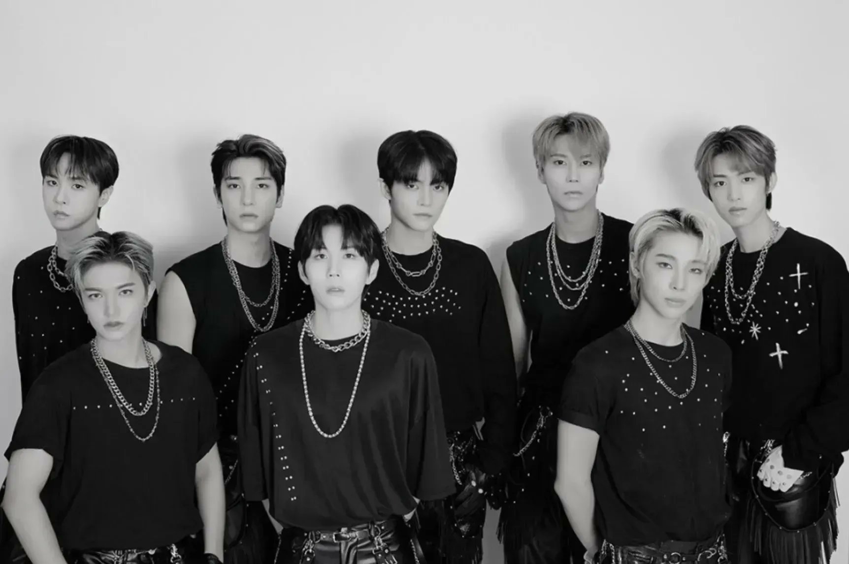 2025 お歳暮【公式】 - 人気ブランド SHINHWA K-POP ポストカードセット 韓国限定切手 K-POP・アジア