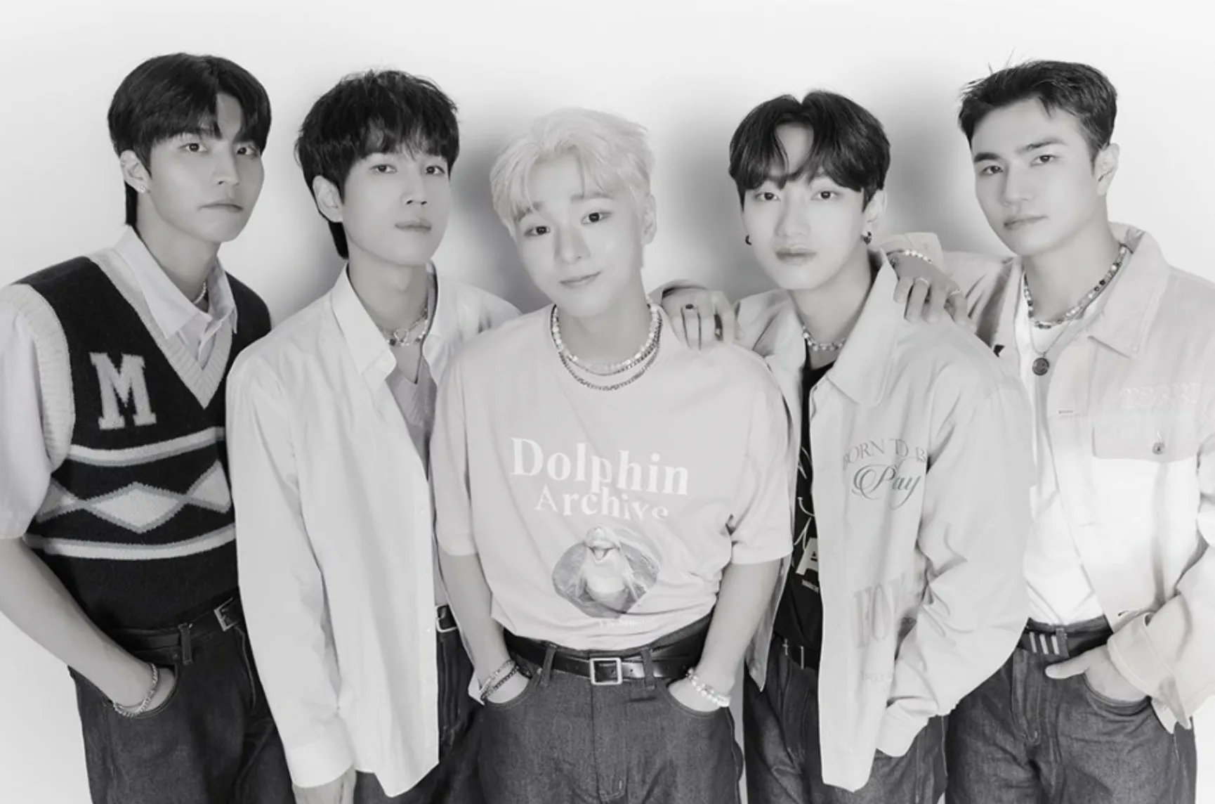 印象のデザイン SHINHWA 韓国限定切手 K-POP ポストカードセット K-POP・アジア