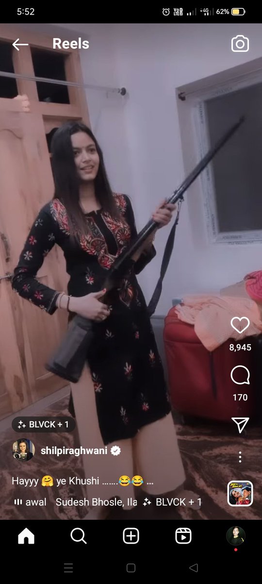 Factwitht4tech's tweet photo. @bihar_police bihar police se nivedan hai ki bihar ke actresses/actors ko warning de ki social media par gun dikhakar logo ko bharmait na karen in show called actress ke chakkar me kitne logo ki jan Chali jati hai. https://t.co/1HvGh2amVw