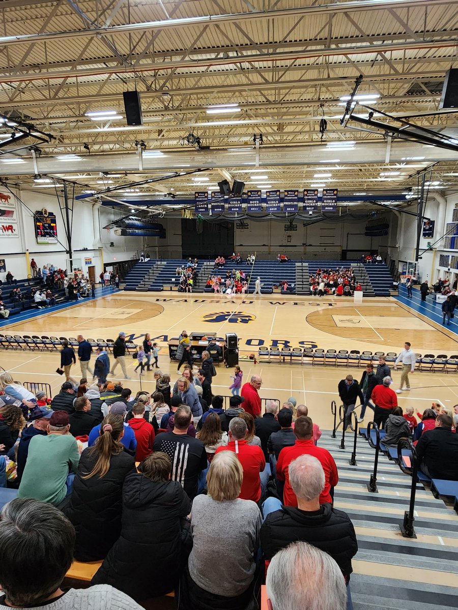 Getting ready for a little sectional semi finals featuring the <a href="/Pacelli_Hoops/">Pacelli Basketball</a> tonight! Let's go Pacelli!