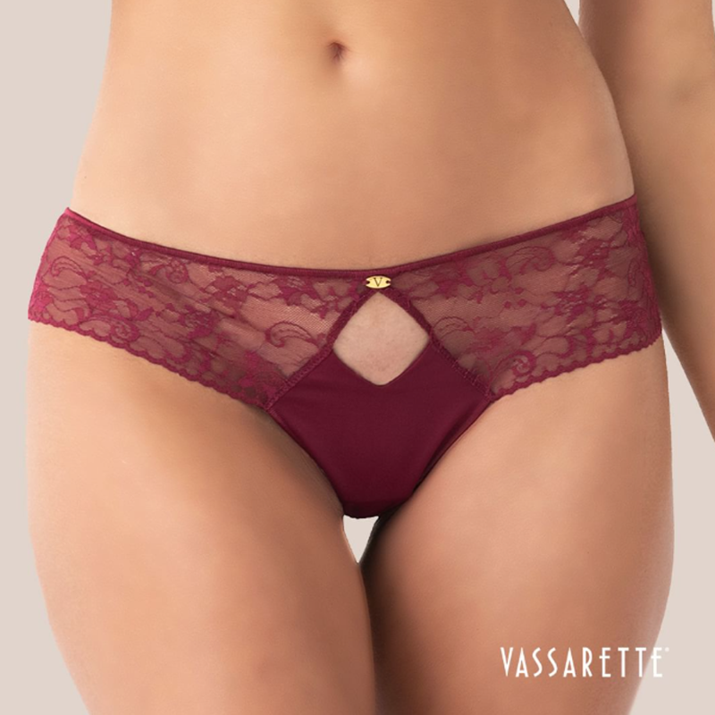 int_femenino's tweet photo. Chequen este modelo de Vassarette esta abertura al frente me encantó