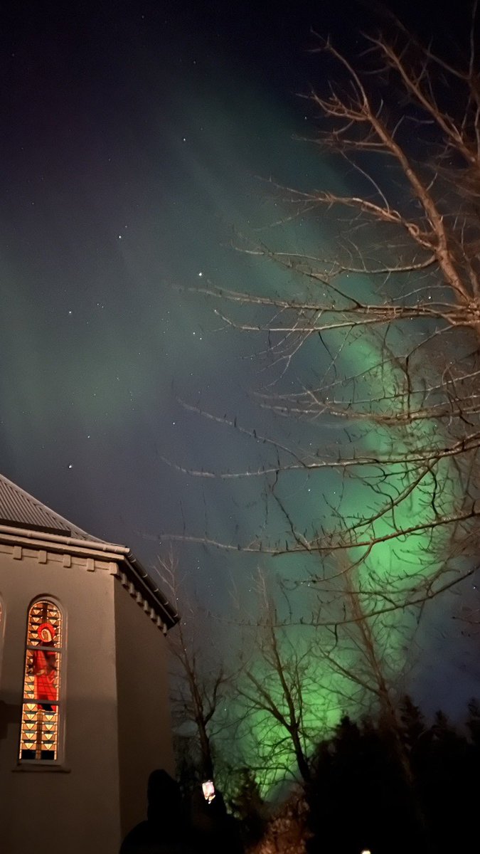 PercyAndrade9's tweet image. Keep me where the Northern Lights are. 🙏🙏🙏🇮🇸

#iceland #selfoss