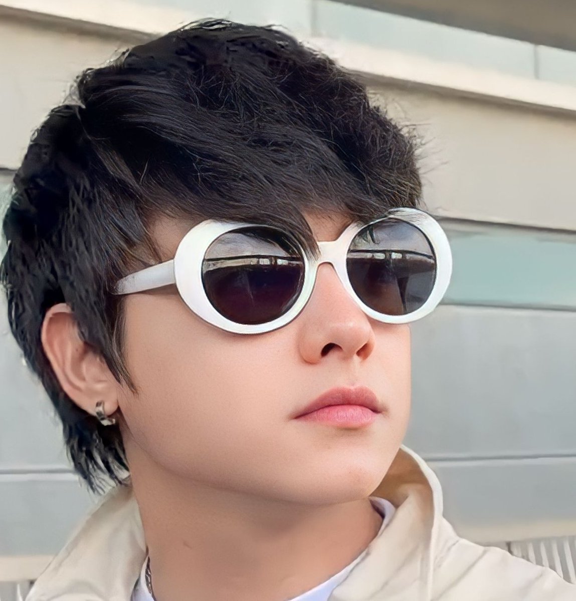 imalekatnyel's tweet photo. DANIEL PADILLA'S FRONT AND SIDE PROFILE HUHUHU TOO HOT TO HANDLE ANG GWAPOOOO!!! 🔥💙 https://t.co/9poo74g1u9