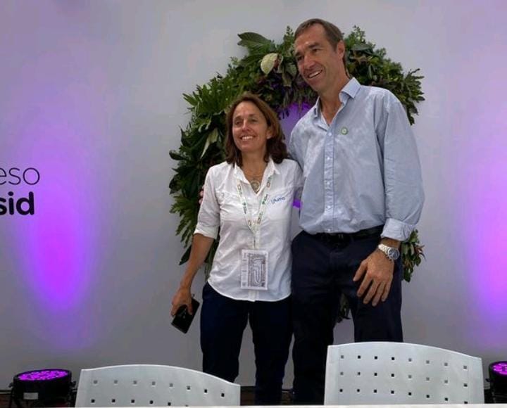 plataformapuma's tweet photo. 👉El gran trabajo que viene desarrollando @aapresid,  ahora  estará potenciado por nuestra #PlataformaIPuma👣 🤝Acordamos, en el marco Expoagro, una nueva alianza colaborativa que potencia y motiva a seguir creciendo para beneficiar al productor argentino🇦🇷

 #TrabajoColaborativo https://t.co/WC2Xt7VNek