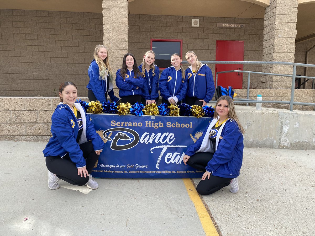 serranodance's tweet photo. Over the past few weeks, we had the chance to visit our district middle schools and speak with 8th graders about our dance program and the opportunities at Serrano to dance! Loved meeting so many wonderful people! @serrano_nation @SnowlineJUSD @qvmscougars @MesaPinon https://t.co/qjJOPDB45o