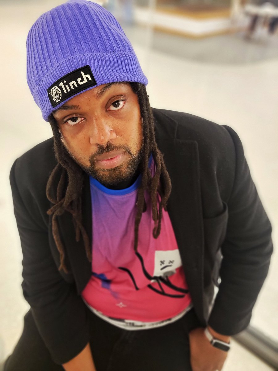 iamowenrogers's tweet photo. Photographer by @mo_withthe_fro 
On location at @fulcolibrary https://t.co/x8DNZZZExl