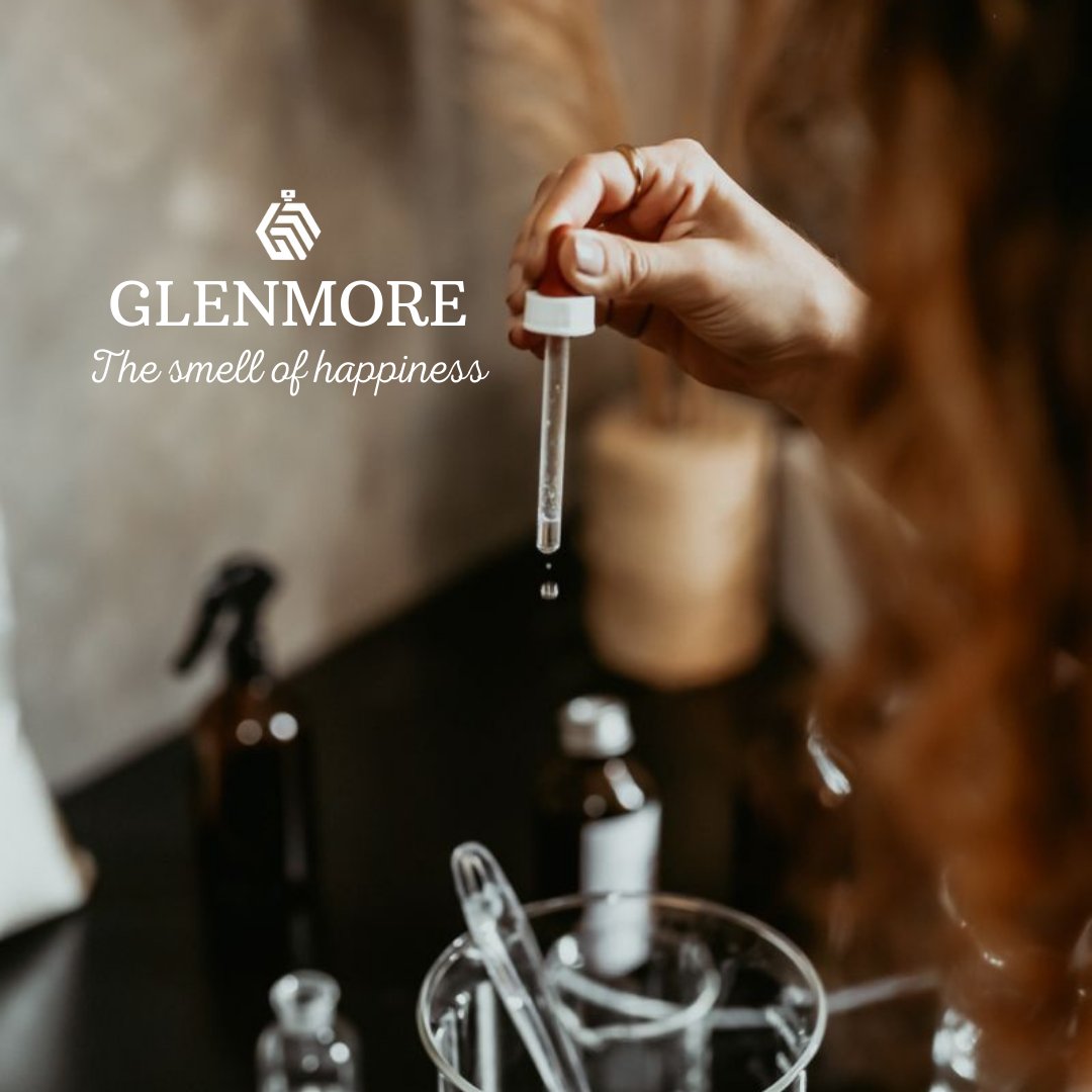 #glenmore
 Treat yourself better with perfume, to accompany your daily life.

#thesmellofhappiness 
#smellgoodfeelgood 
#parfumlokal 
#parfum 
#scentaddict 
#lokalbrand 
#ootd 
#dailyparfume 
#lokalprideindonesia