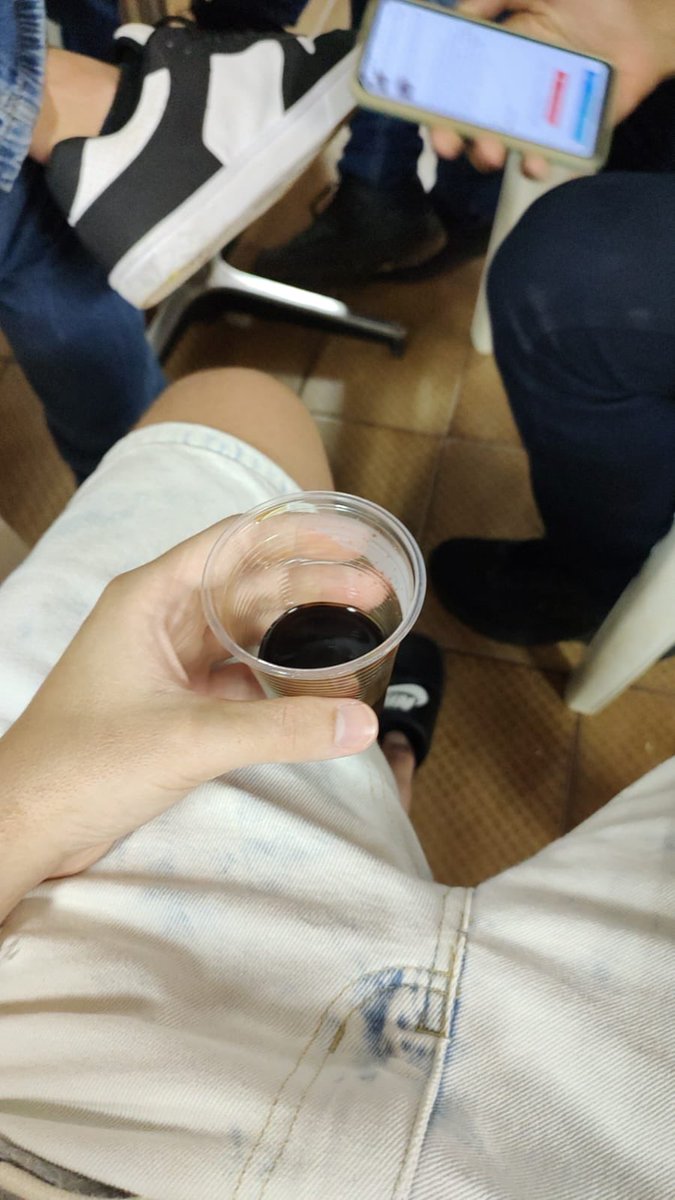 MrVerzeloni's tweet photo. Cafezinho? Aceitas? https://t.co/mKIIlxMIA3