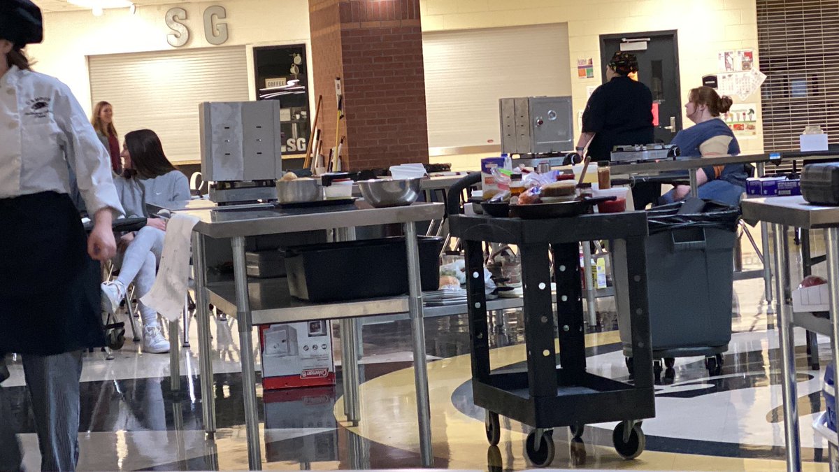 Chef Wars is about to begin at CHS.  Still time to get here to see two teacher teams compete against three student teams in a. Culinary showdown!! $10 includes meals and entertainment.