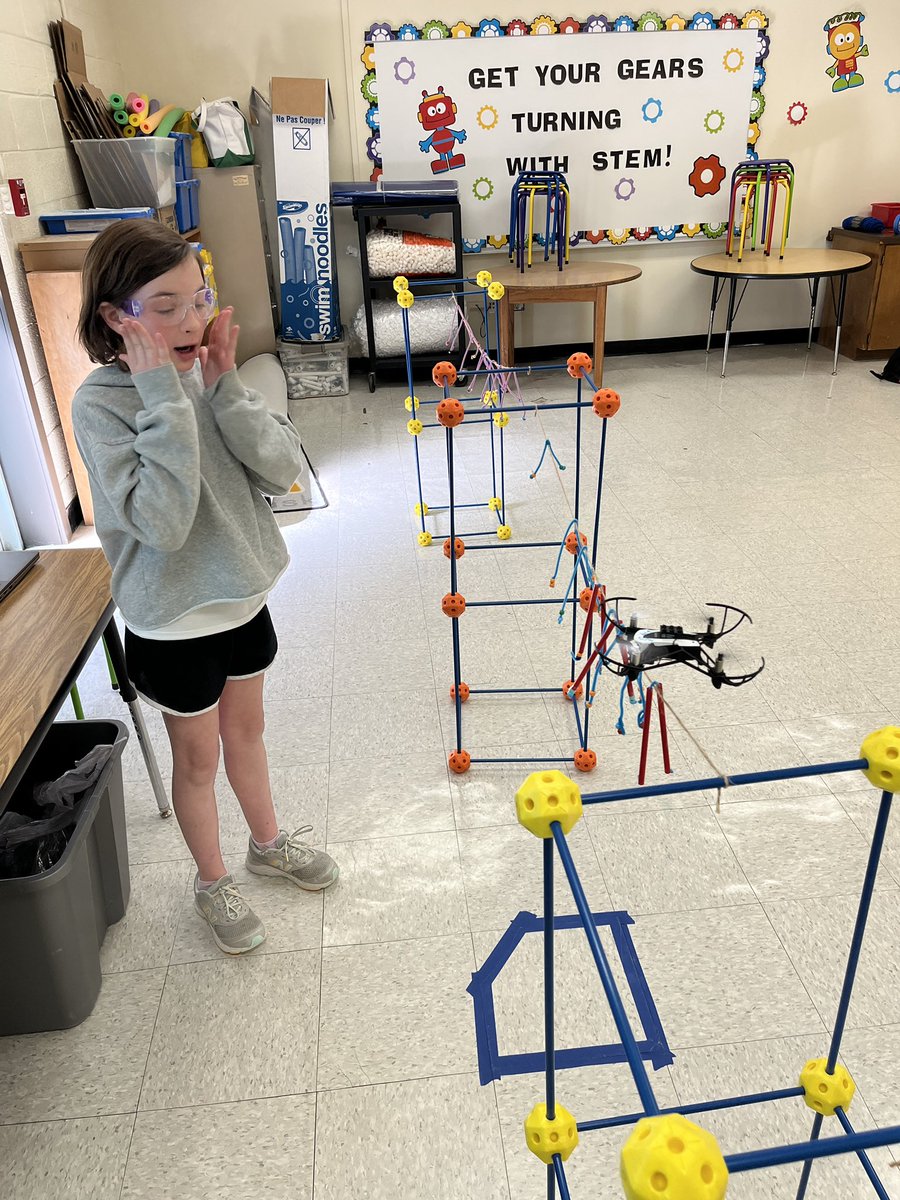 kcollazo's tweet photo. Recently Scott @Drone_Legends shared an article about drones helping robots secure reflective tape to power lines to save migrating birds. #GLIDE girls learned about it &amp; had to engineer a way for their #Drone to do the same thing!🦅 #STEM #STEMeducation https://t.co/E4TOZbquGB