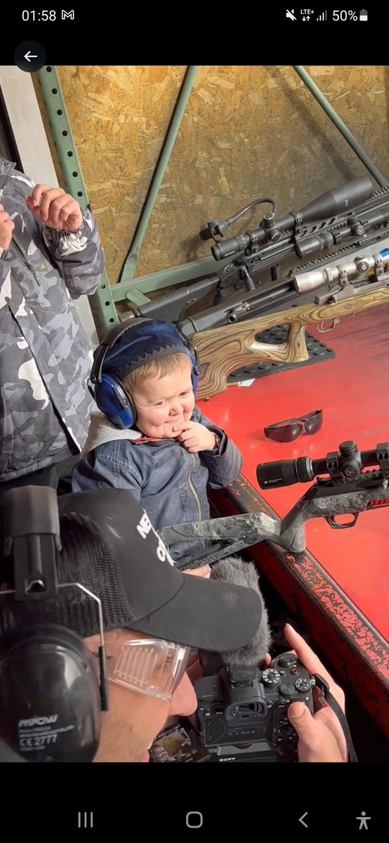 SBeiron's tweet photo. @HasbullaHive Every sniper after a successful longshot... https://t.co/EeGmqlRbAt