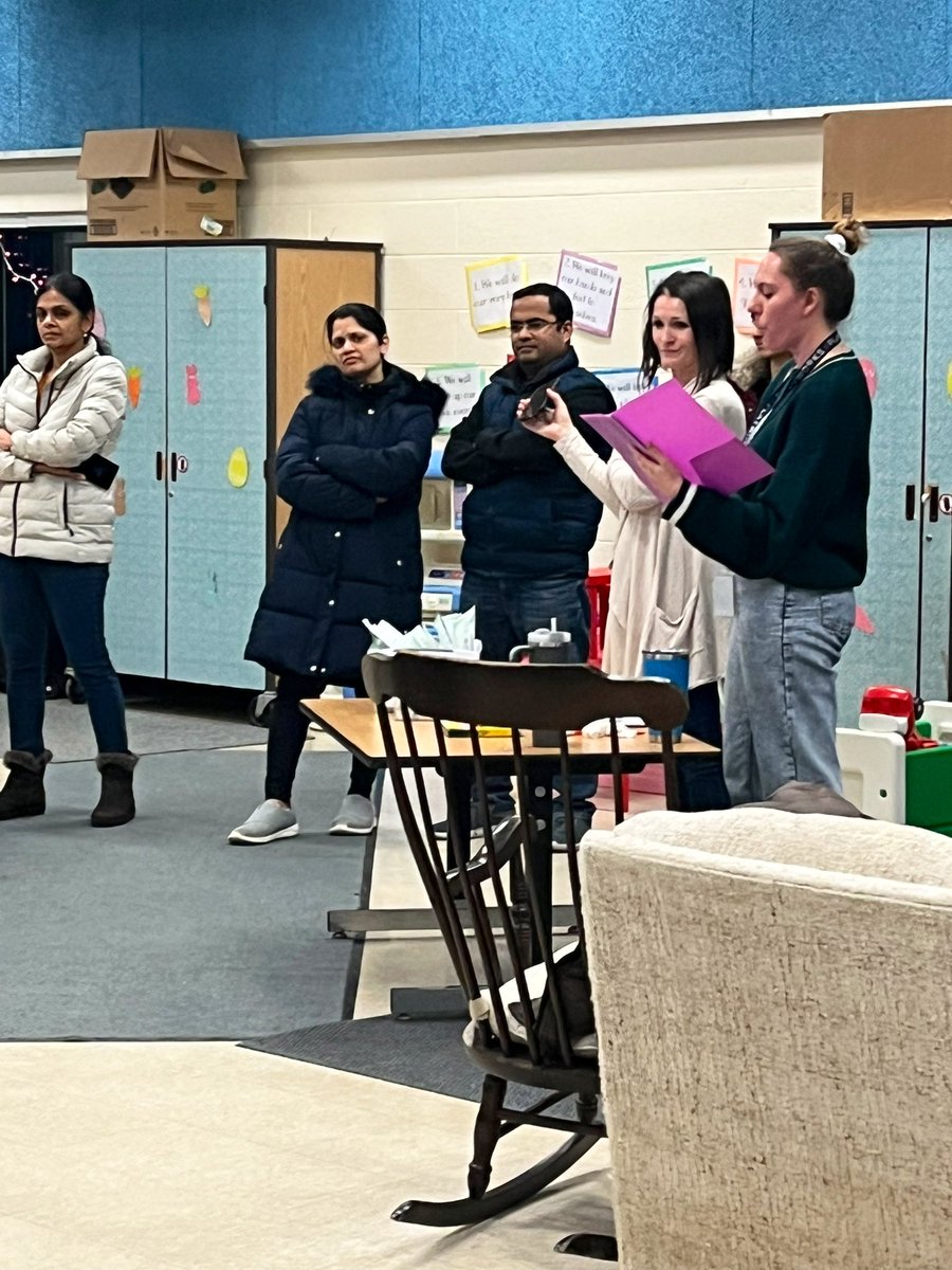 NoviOrchardHill's tweet photo. Awesome time tonight at Battle of the Books!! Thanks to our amazing @OrchardHillsPTO! 📚 #NoviPride https://t.co/3sOok7tO0l