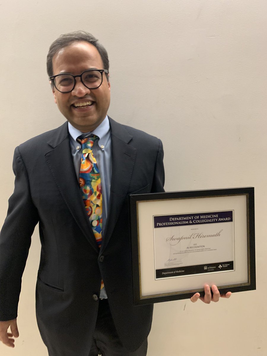 Congratulations to our phenomenal @ottawarenal colleague @hswapnil picking up the @uottawamed Professionalism and Collegiality Award!! Very well-deserved!