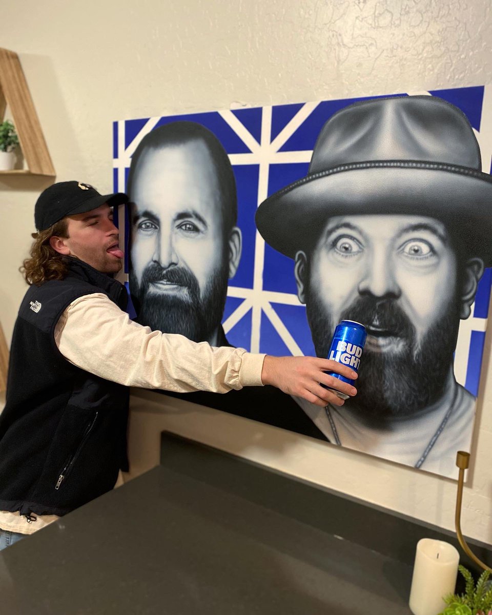 JHunsakerDesign's tweet image. Recent painting of @tomsegura and @bertkreischer 

@YMHstudios @nocontextYMH @bertcast @ChristinaP