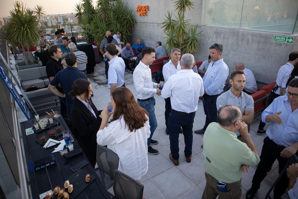 prports1's tweet photo. Desde PR PORTS sabemos cómo llevar tu marca al centro de la escena 🎯
¡Queremos ser parte de tu próximo proyecto! Contáctanos a eventos@prports.com y te contamos cómo podemos ayudarte a generar más negocios portuarios en América Latina.
#portbiz #fireflyab #eventos #MKT #prports https://t.co/Taym4bRoBZ