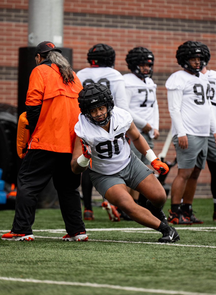 Oregon State Football tweet media