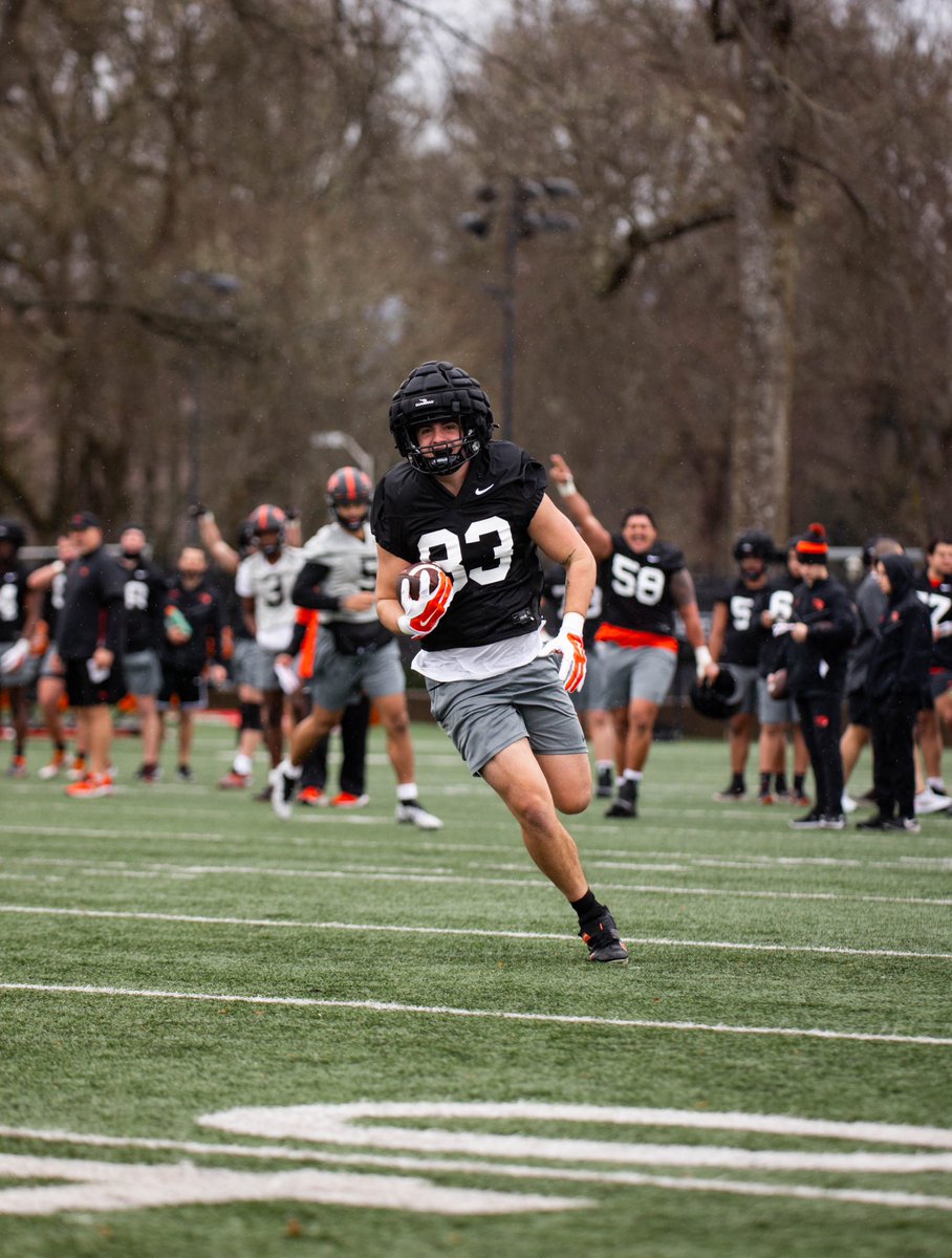 Oregon State Football tweet media