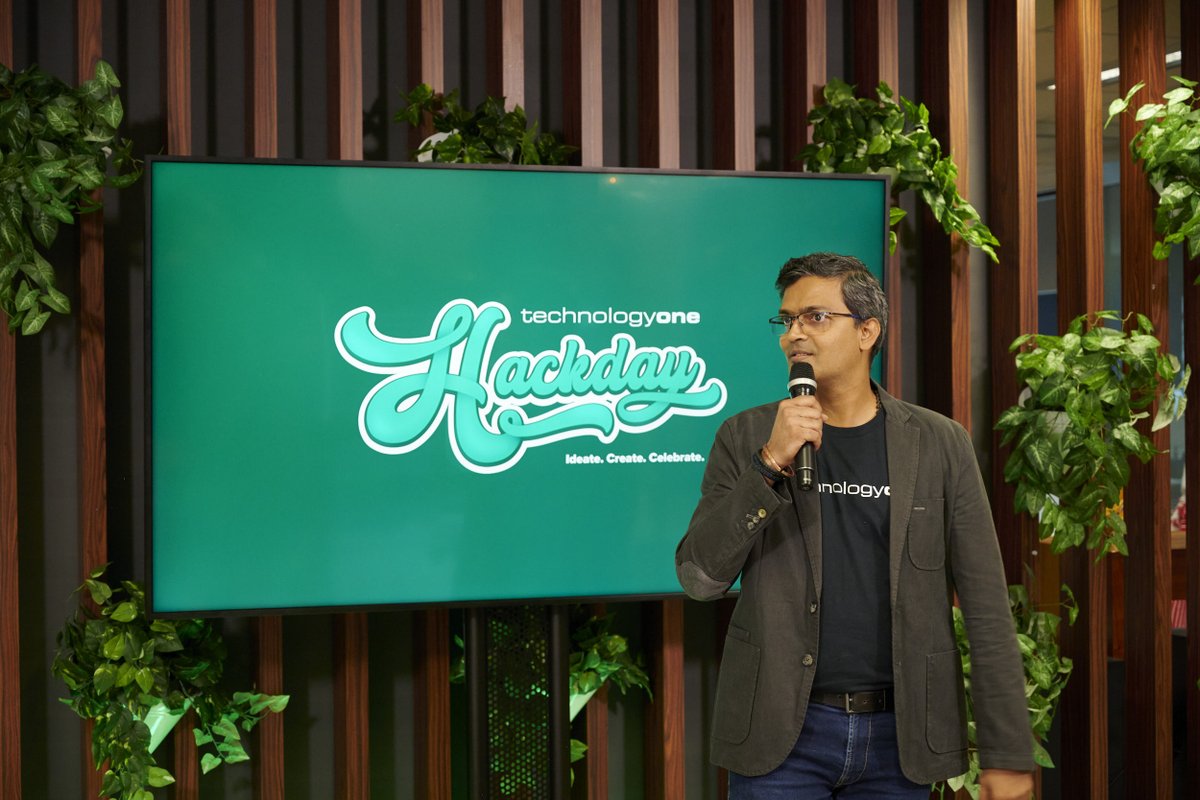 TechnologyOne's tweet image. Hack Day at TechnologyOne is a 24-hour event (which actually goes over two days)! 
 
Check out some of the highlights from day one as teams hack away at innovative and creative ideas that will shape our business now and into the future. 
 
#TechOneHackDay #LifeatTechOne
