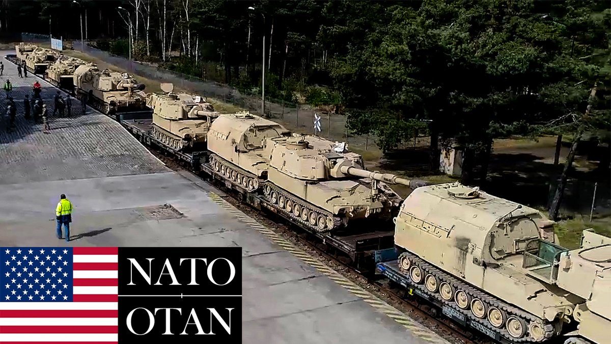 USMilitaryWorl1's tweet photo. Enemy Seething! Delivery of 100 US M109 Howitzers from Germany to the Poland-Ukraine Border
Source : https://t.co/yL6DzKWzQX
#usmilitaryworld #m109howitzer #polandborder #ukraineborder #germany #UkraineRussiaWar️ #RussiaisATerroistState #RussianWarCrimes #RussiaInvadedUkraine https://t.co/hxHlNohjby