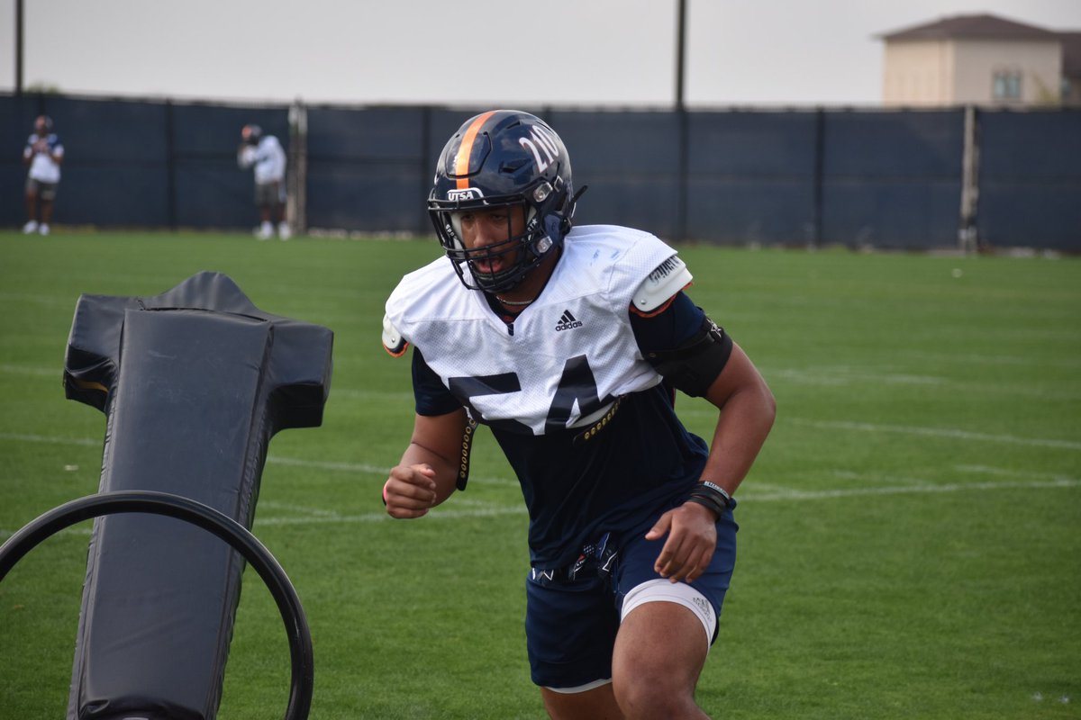 OLB Caleb Lewis on day three of UTSA spring practice